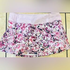 Lululemon Athletica Floral Pink Skort Size 6